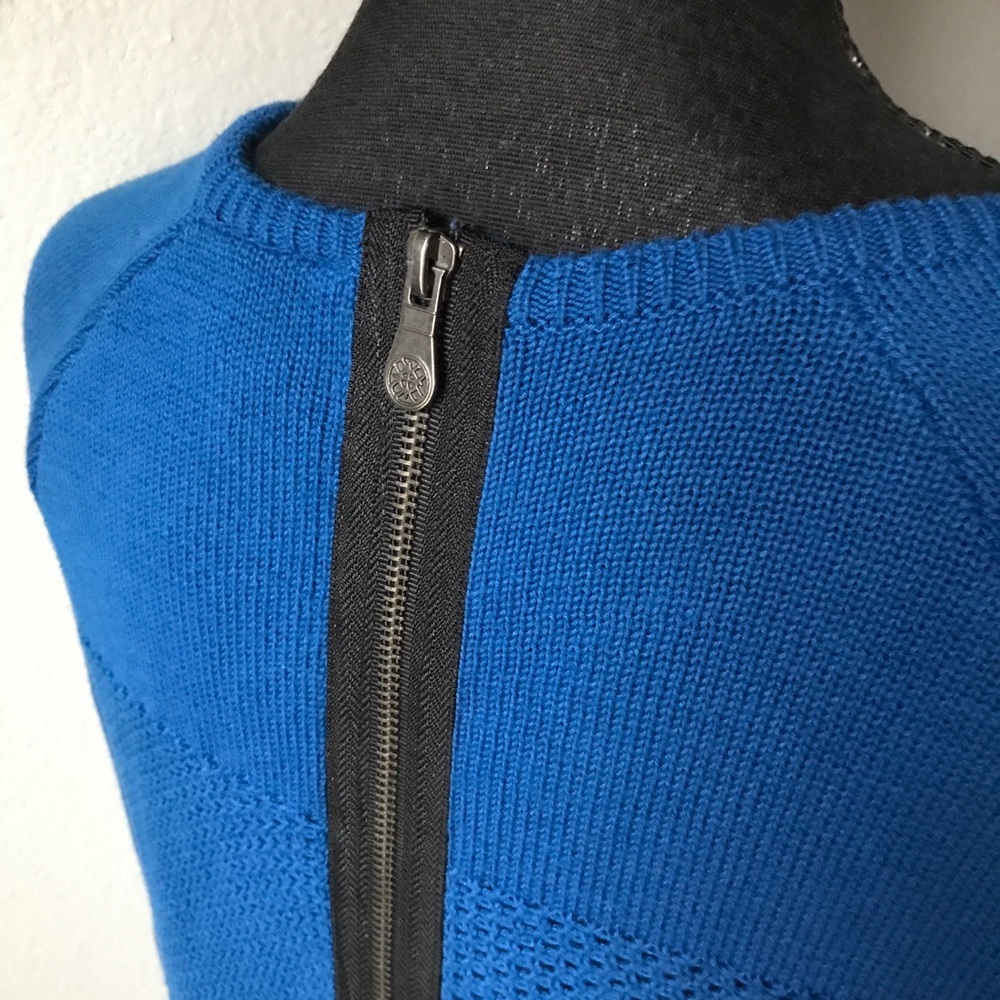 Nicole Miller Blue zip back high low knit sweater - Picture 6 of 8